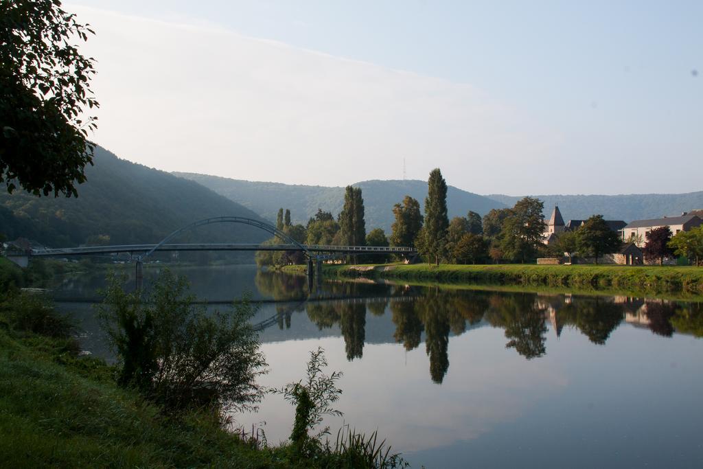 Chateau De L Aviette - Rancennes Givet Exterior foto